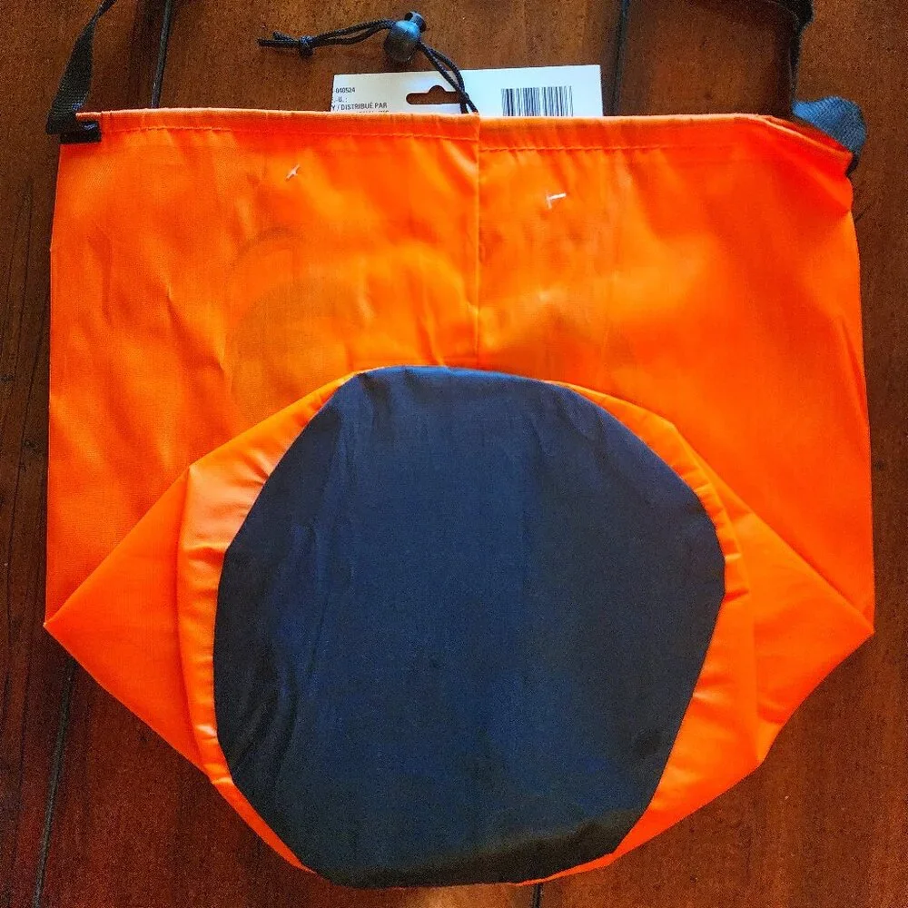 NWT Nylon Halloween Smiling Pumpkin Trick or Treat Candy Drawstring Bucket Bag
